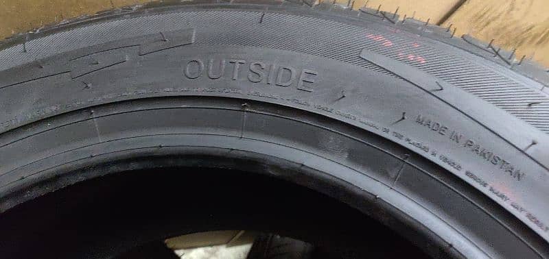 juke vezel 215-60-17 size tyre 4