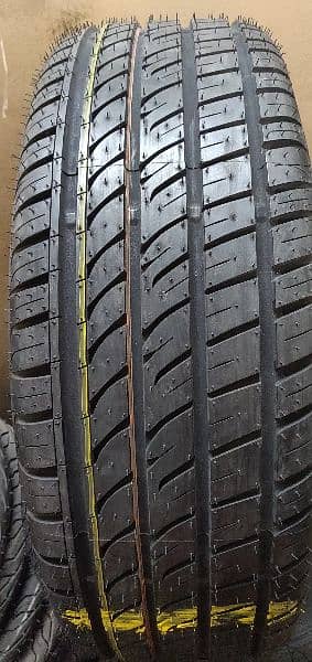 juke vezel 215-60-17 size tyre 7