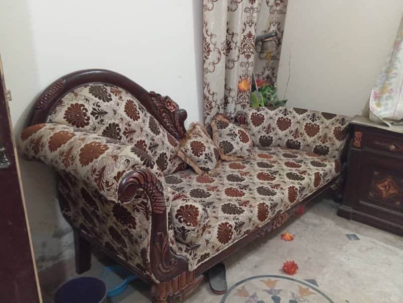 Complete bed set, deewan and iron table for sale 1