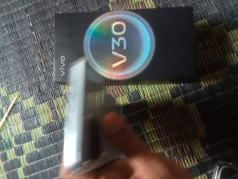 Vivo V30 5G 3