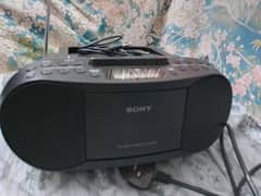 Sony cfd_s70 compact CD player cast player FM am radio and aux