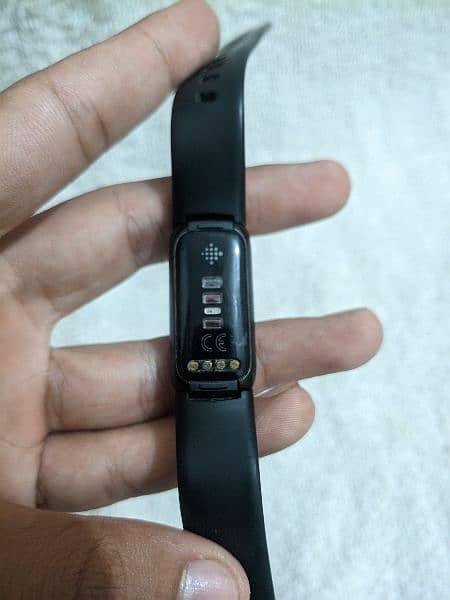 Imported Fitbit smart watch fitness tracker 1