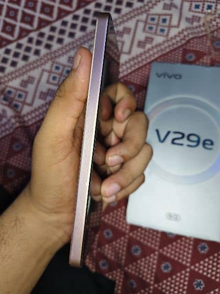 Vivo V29E 1