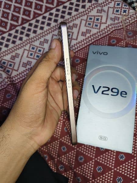 Vivo V29E 2