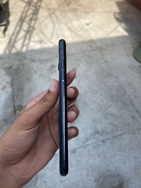 iphone xr 64 gb factory unlock 5