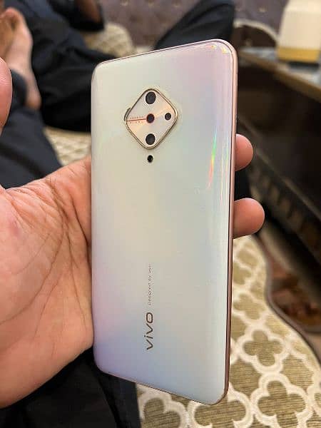 VIVO S1 PRO 2