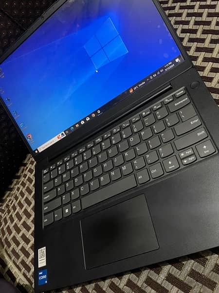 Lenovo V14 Core i5 12th Gen 1