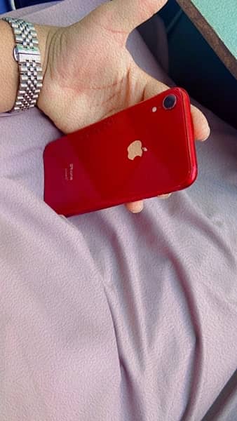 iPhone XR 128 GB 3