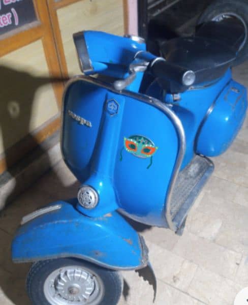 vespa super Italian 0