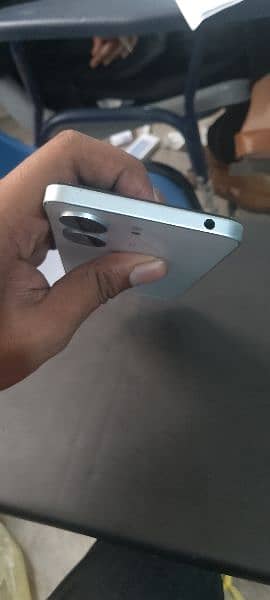 Redmi 13c exchange I phone 5