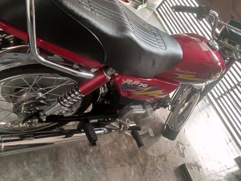 Road prince 100km only new bike ha 1 week hova hai bike lie ko 4