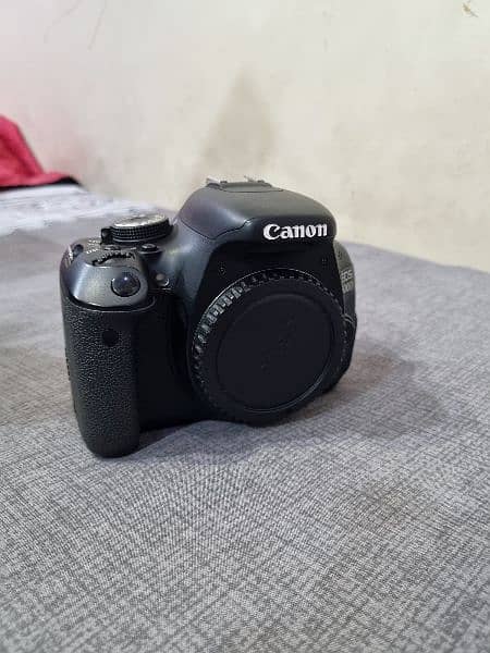 canon 600d EF-S 18-55 lens ( with all accessories included ) 3