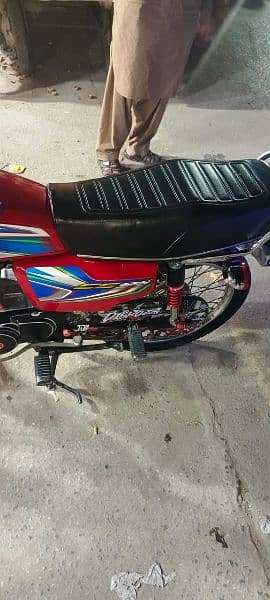 Honda 125 (03125194381) whatsapp Call or msg 1