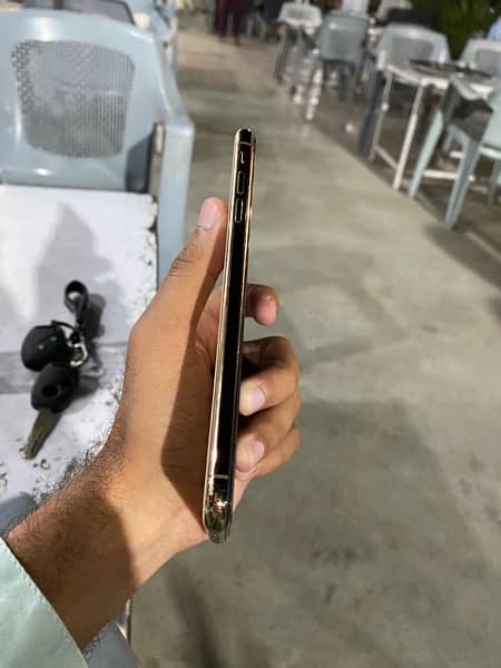 I phone Xs Max 5