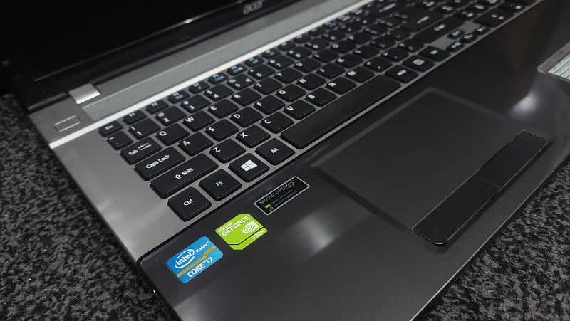 Acer aspire i7 4GB nvidia graphic Card 10