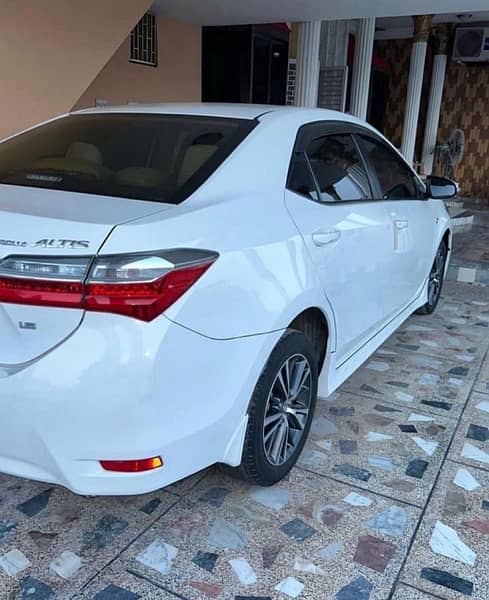 Toyota Corolla Altis 2019 4