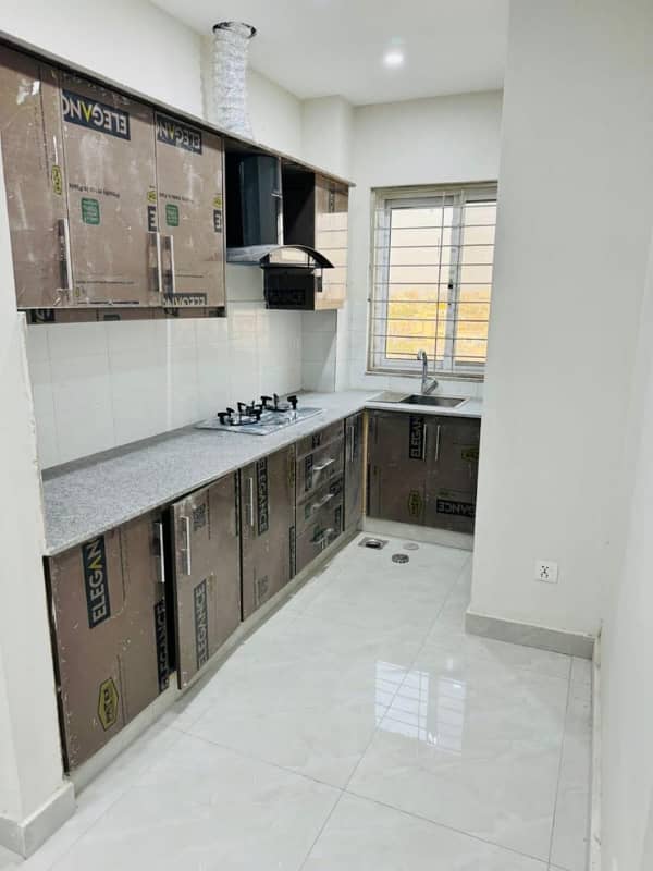 Brand New 1 BHK Non Furnished Apartment For Rent In Iqbal Commercial BHARIA Town Lahore 2