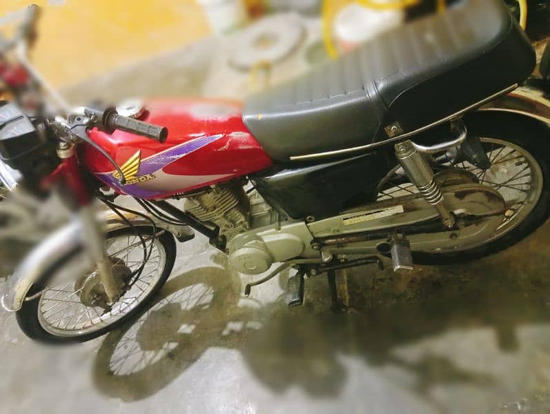 Honda CG125 3