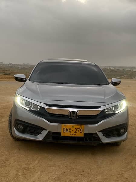 Honda Civic Oriel 2018 0