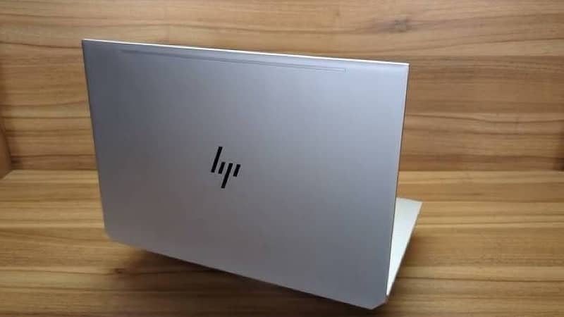 HP ELITEBOOK 1050 G1 i7 8850H 32GB Ram 512SSD 4GB GTX 1050 MaxQ Design 6