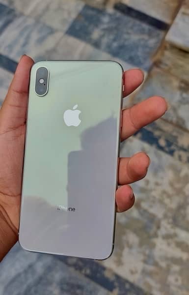 iphone xs max DUAl PTA APPROVED 64gb FU 0