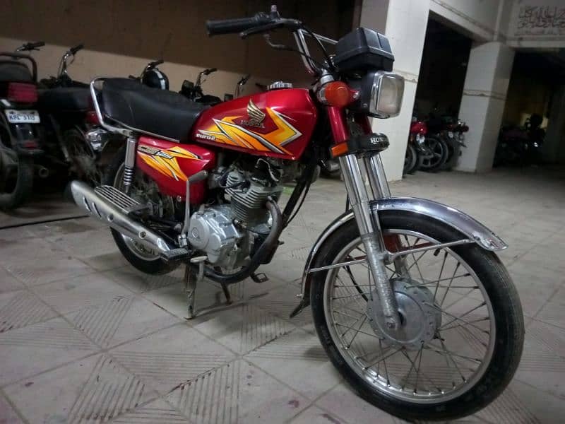 Honda cg 125 Karachi number 4