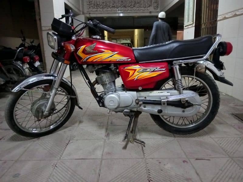 Honda cg 125 Karachi number 5