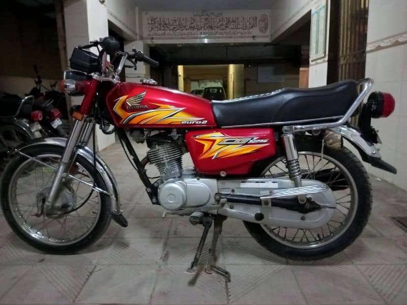 Honda cg 125 Karachi number 7