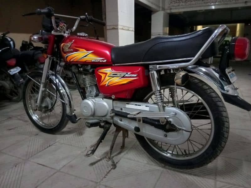 Honda cg 125 Karachi number 8