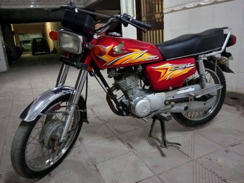 Honda cg 125 Karachi number 9