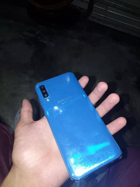 samsung galaxy a50 4 128 6