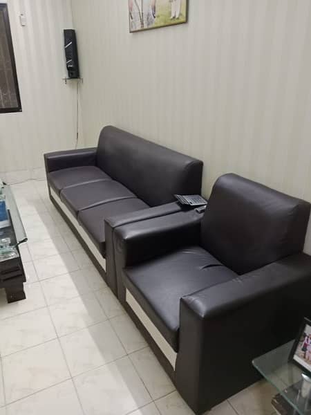 8 seater sofa set with center table 0