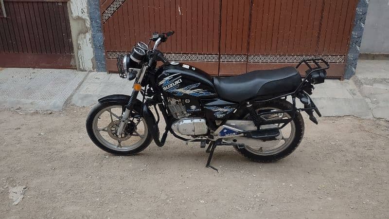 Suzuki GS SE 150 MODEL 2020 5