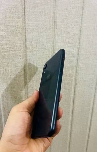 Iphone Xr 128Gb 3