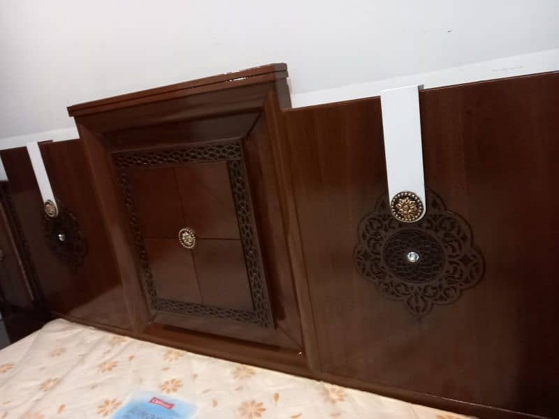 bedroom set  4 piece new with mattress urgent sale 8