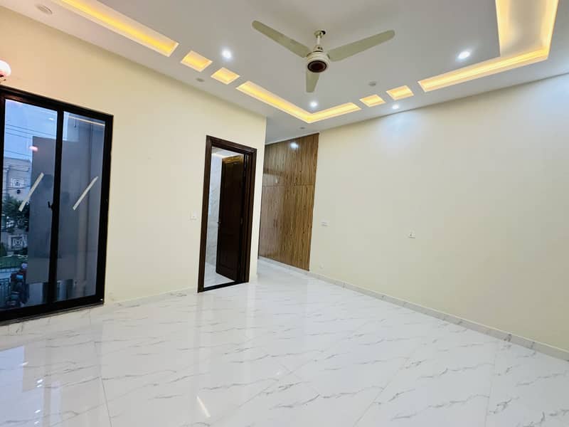 10 Marla Brand New Modern Design Corner House Available for Sale in Formanites Housing scheme 28