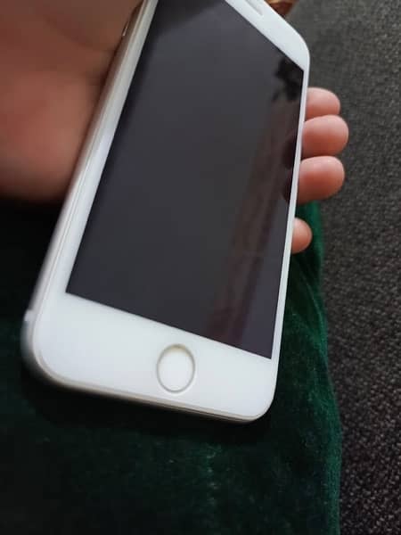 iPhone 8, non approve battery Helth 84, 10+10 condition 1