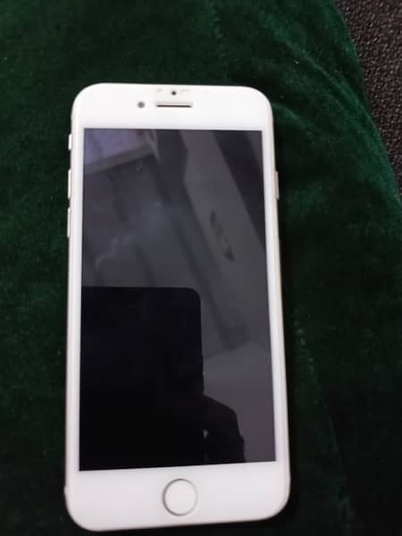 iPhone 8, non approve battery Helth 84, 10+10 condition 2