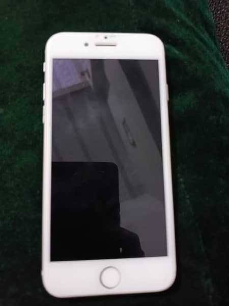 iPhone 8, non approve battery Helth 84, 10+10 condition 3