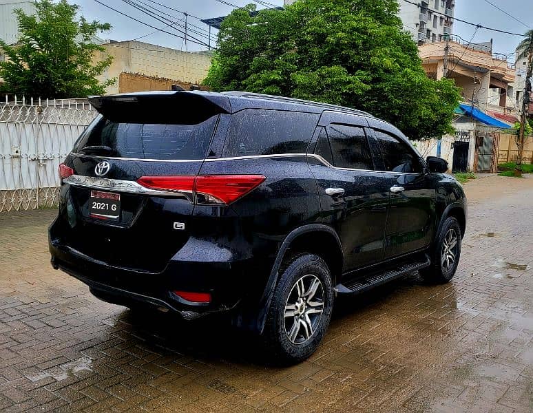 Toyota Fortuner 2021 original 3