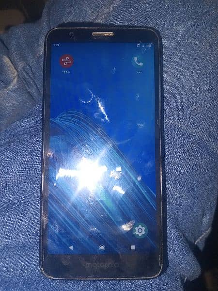 Motorola E6 2GB 16GB Non PTA back cover bhi hai market mei miljaye gha 0