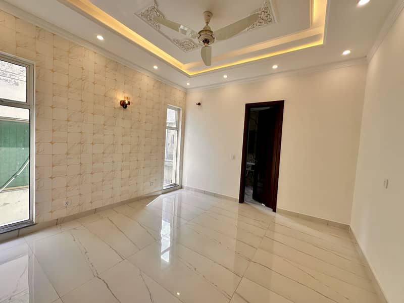 10 Marla Brand New Lavish House Available For Sale In Formanites Housing Scheme 35