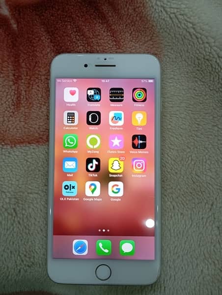 Iphone 8plus 256 water pack non pta. . 03140926269. . e sim time available 8