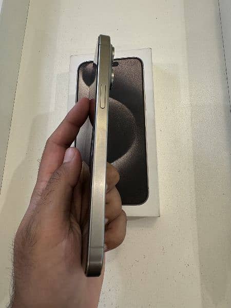 Iphone 15 pro max hk natural titanium 256 gb 4