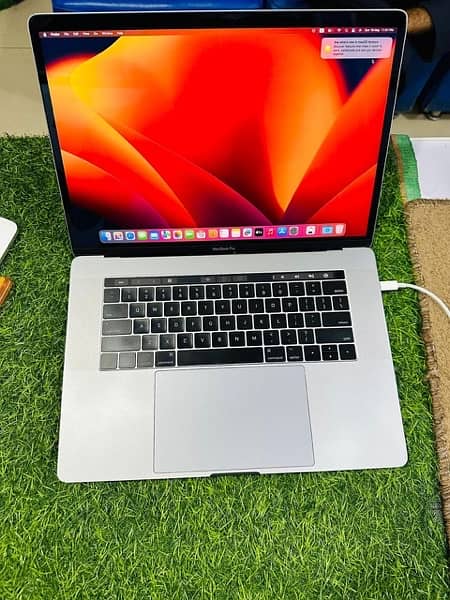 (2018)CORE I9 (32gb/500gb SSD)(4gb GPU) TOUCHBAAR (MACBOOK PRO 15.4’’) 14