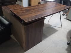 office table / executive table / workstations/ meeting table