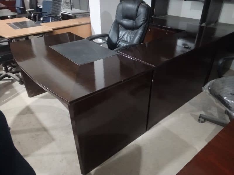 office table / executive table / workstations/ meeting table 5