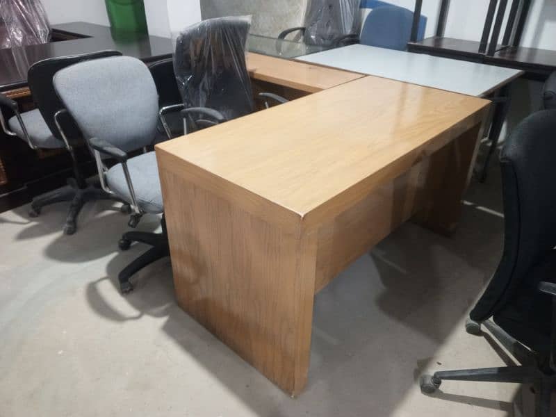 office table / executive table / workstations/ meeting table 7