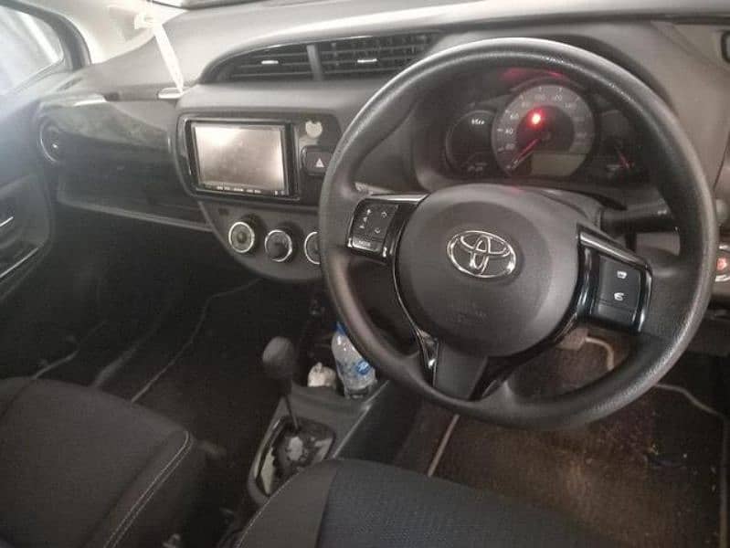 Toyota Vitz 2018 1