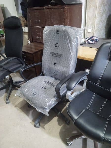 Imported chair / Executive chair / Revolving chairs / Office chairs 9